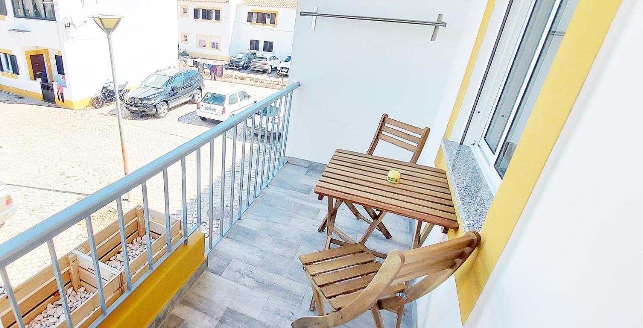 Appartamento Caroline's Vila do Bispo Esterno foto