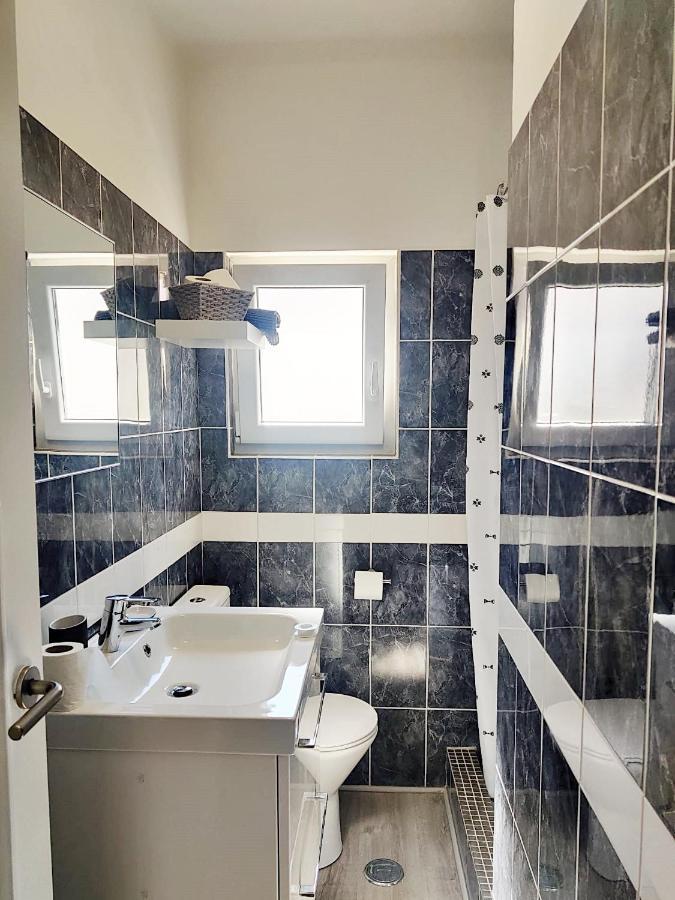 Appartamento Caroline's Vila do Bispo Esterno foto